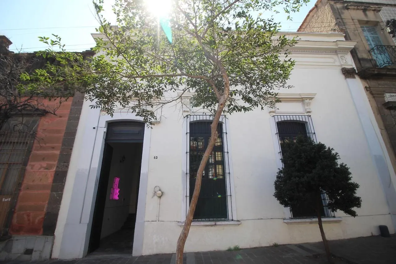 Art House Hostel グアダラハラ 0*,